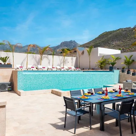 Infinity Almendro, Bbq, Heated Private Swimming Pool! Costa Adeje (Tenerife)
